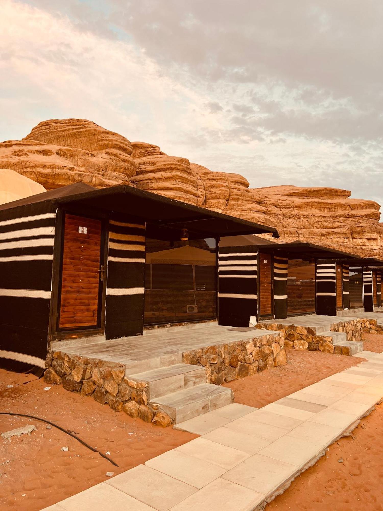 וואדי רם Revan Rum Luxury Camp מראה חיצוני תמונה