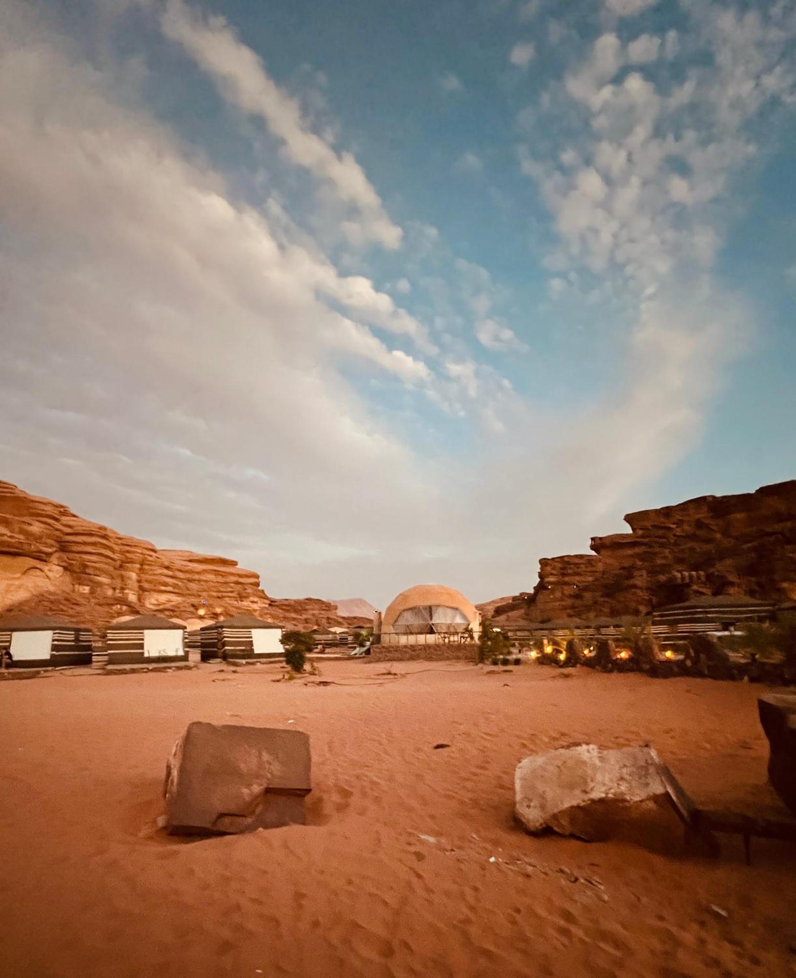 וואדי רם Revan Rum Luxury Camp מראה חיצוני תמונה