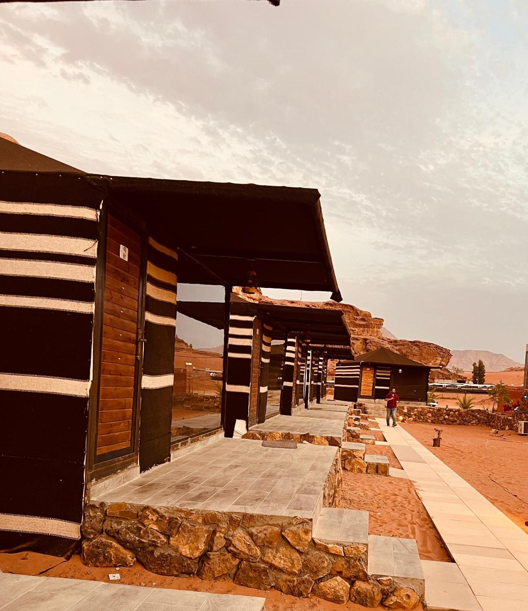 וואדי רם Revan Rum Luxury Camp מראה חיצוני תמונה