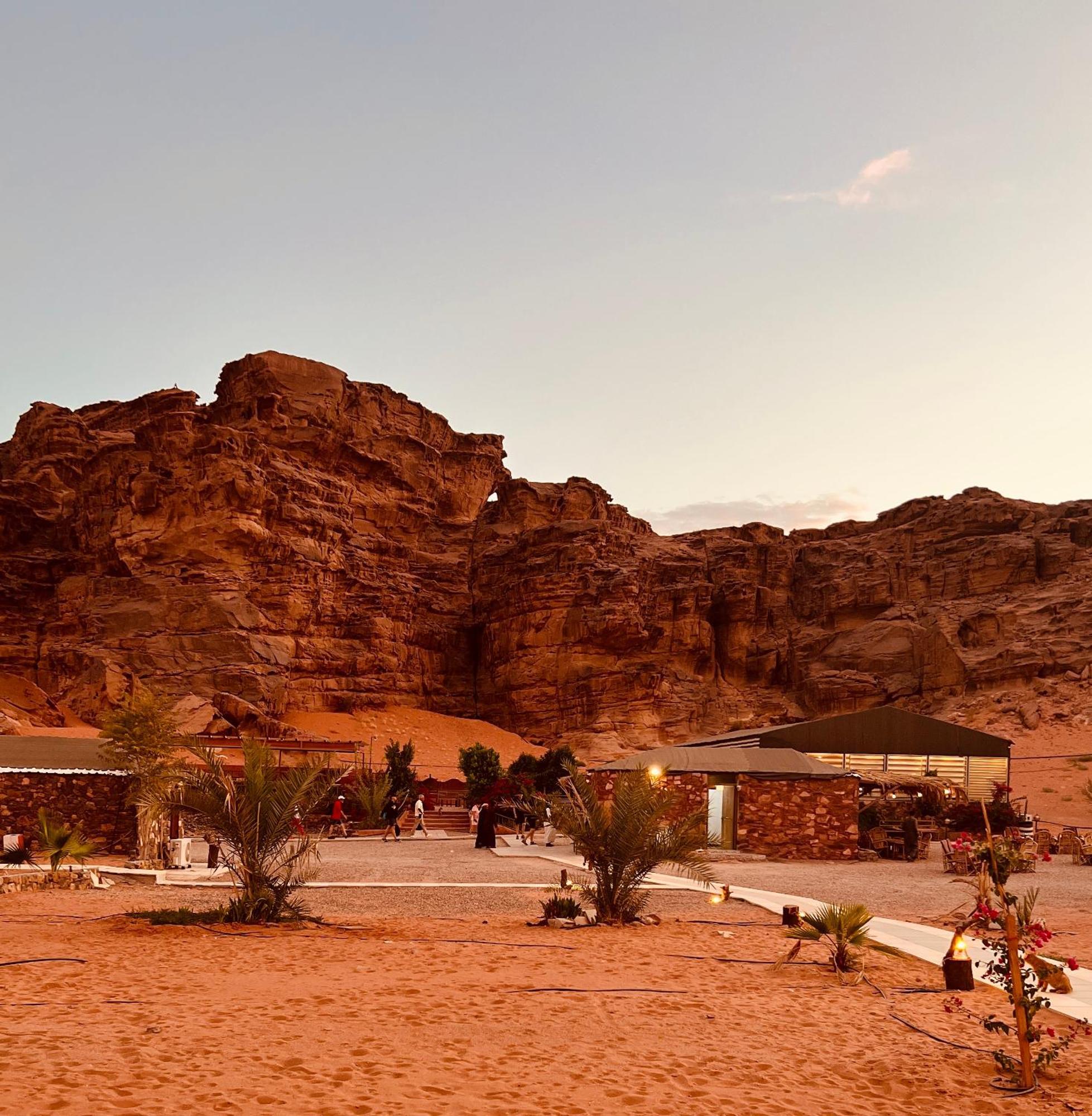 וואדי רם Revan Rum Luxury Camp מראה חיצוני תמונה